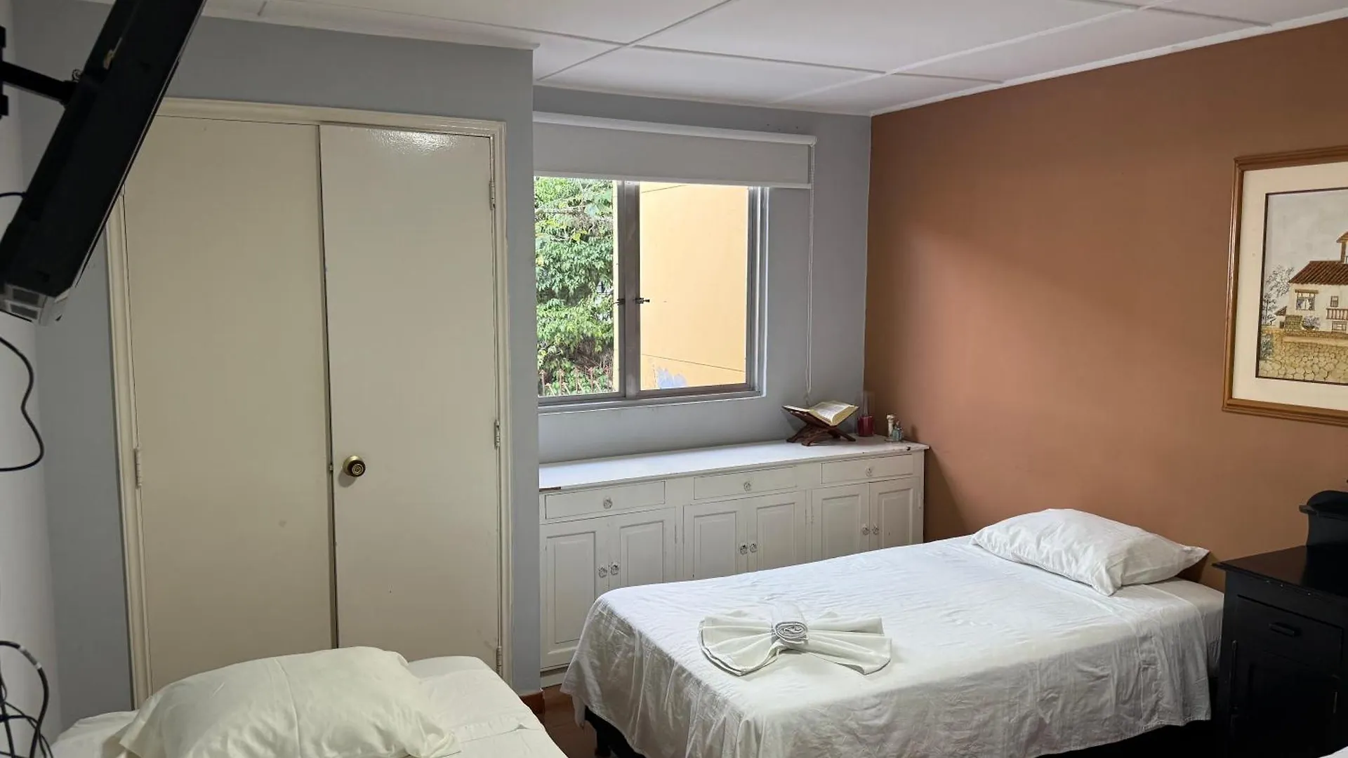 Casa Hotel La 33 Medellin 0*,  Colombia