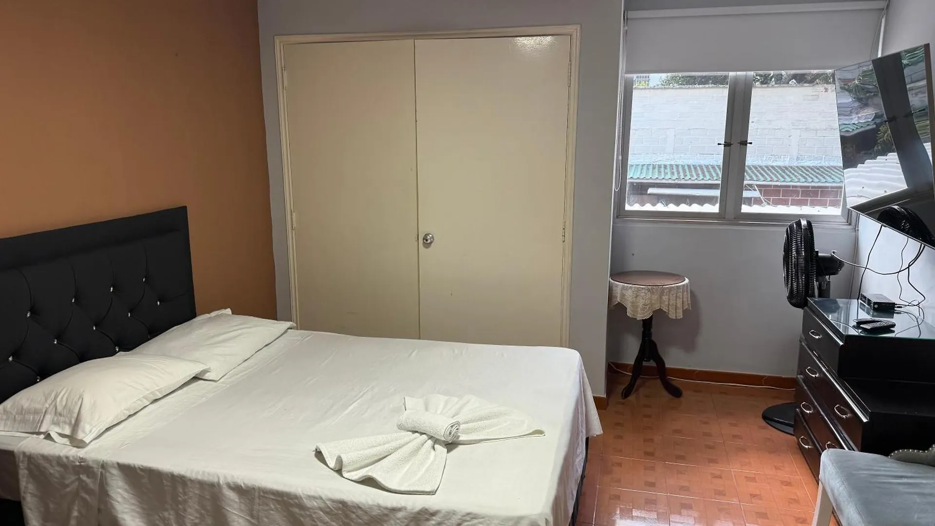 Casa Hotel La 33 Medellin Homestay