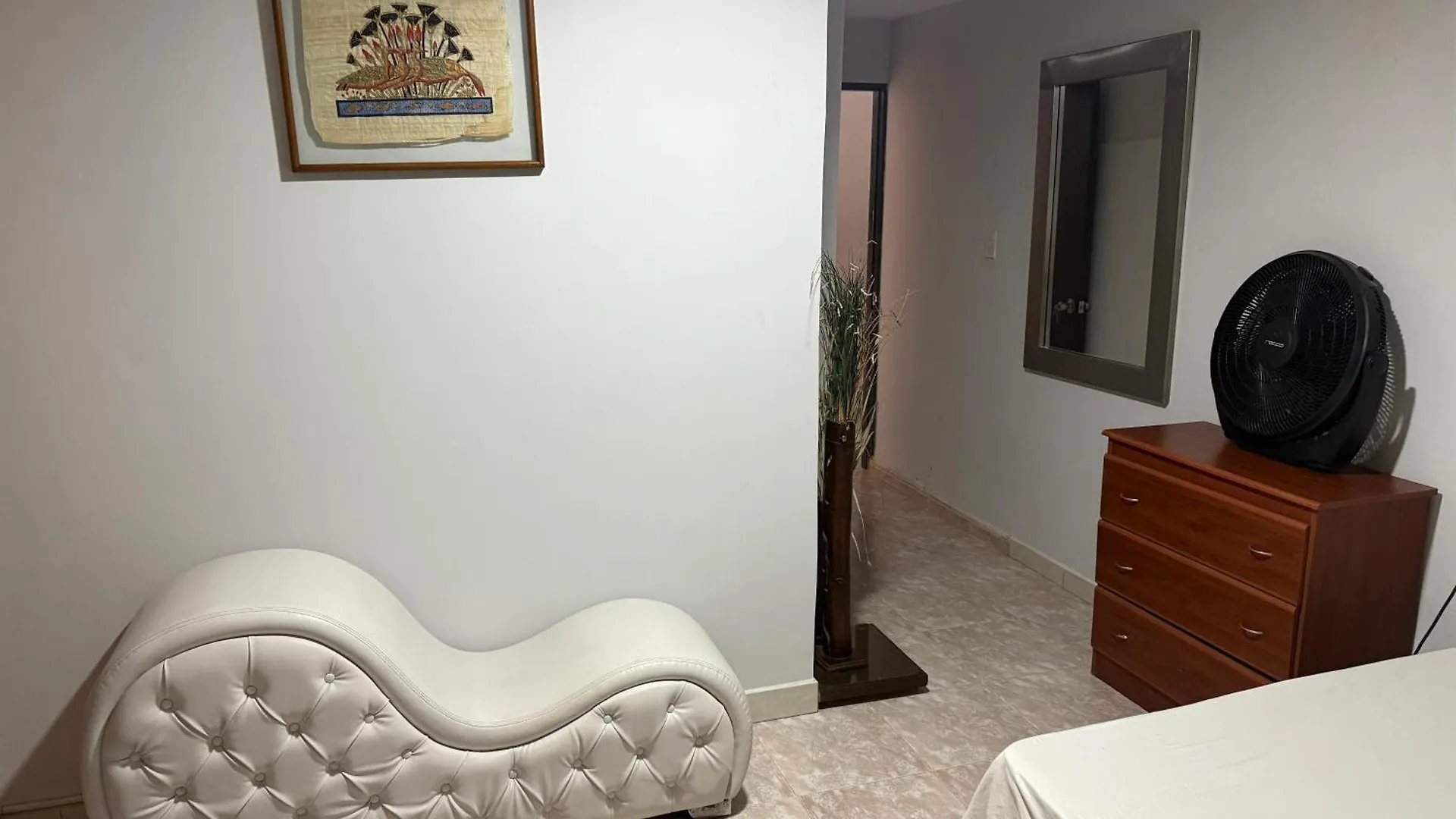 Homestay Casa Hotel La 33 Medellin Colombia