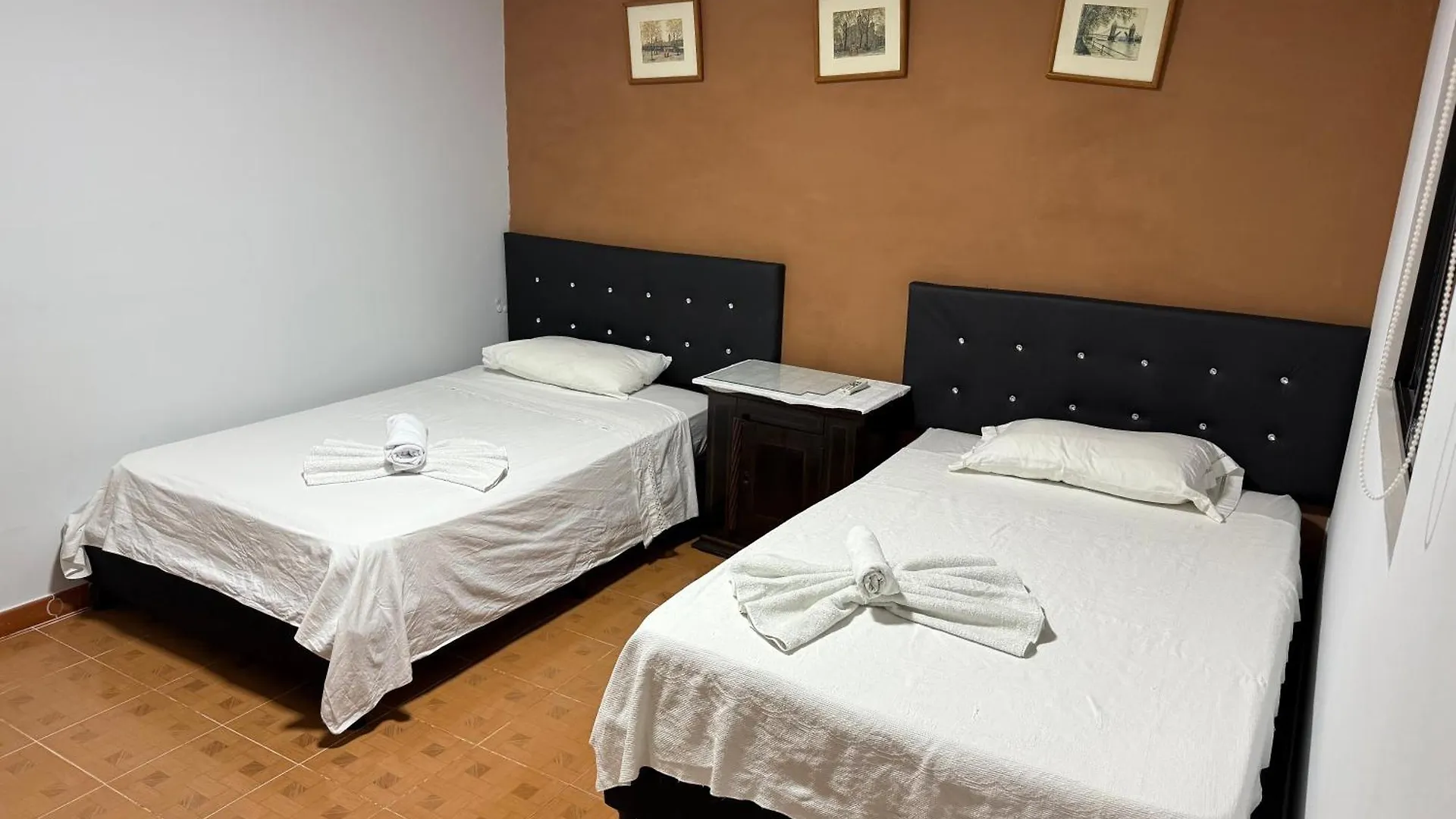 Casa Hotel La 33 Medellin Homestay