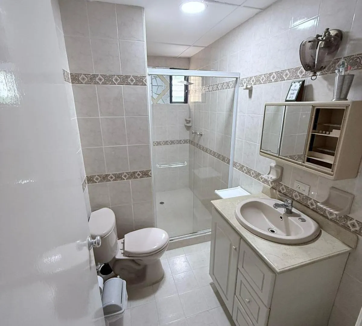 Kwatera prywatna Casa Hotel La 33 Medellín